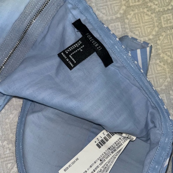 Forever 21 Blue and white strapless off the shoulder crop top shirt - Picture 2 of 3